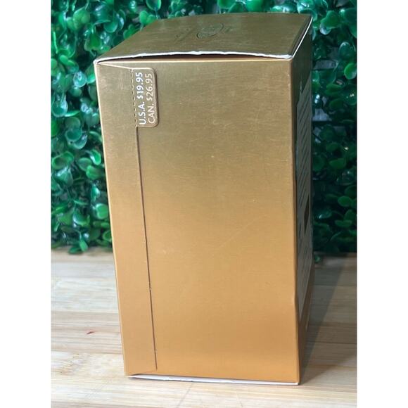 2003 Hallmark CHRISTMAS WINDOW #1 Series KOC Club Exclusive Ornament - Picture 4 of 14